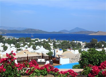 Muğla Sahillerinde Bayram Tatili Yoğunluğu Yaşanıyor