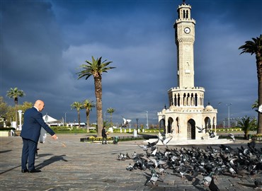 Başkan Soyer, “Sokaktaki Canları da Unutmadık” 