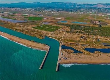 Bakanlığın Onayladığı Yeni İmar Planlarıyla Golf Sahalı 4 Otel İnşaatına Açıldı.