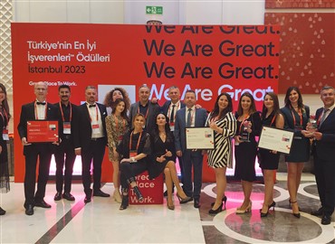 “Akra Hotels” Bir Kez Daha  “Türkiye’nin En İyi İşvereni™”  Unvanı Almaya Hak Kazandı!