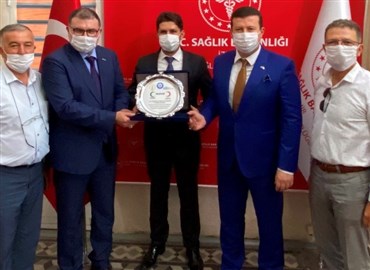 İzmir İl Sağlık Müdürüne Anlamlı Ziyaret