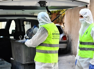 Evinde  Covid Tedavisi Görenlere Büyükşehir’den Yemek