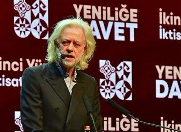 Bob Geldof: “Ne Yaparsanız Yapın Başlayın”