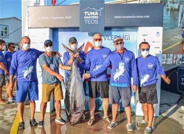 Tuna Masters Teos’ta En Büyük Balık  Özgener’in Tornado Ekibinden Geldi