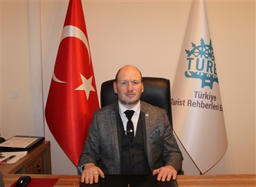 Tureb Başkanı Tural: “Kahraman Rehberimizle Gurur Duyuyoruz”